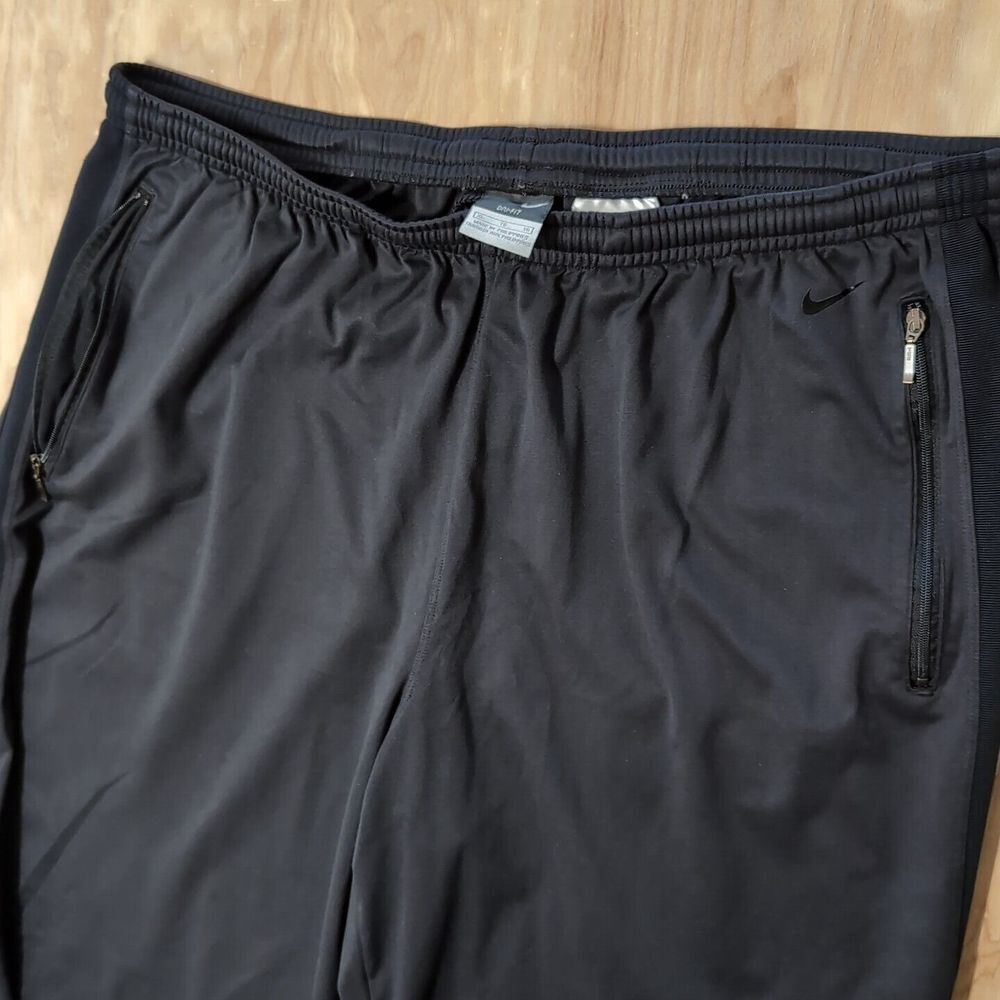 Vintage Nike‎ Men's XL Black Jogger Sweatpants Zip Pockets Zip Ankles 34x30